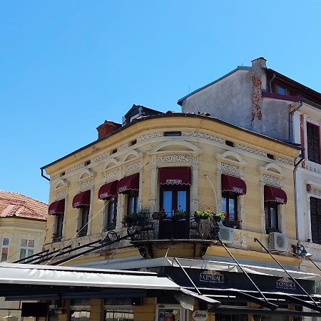 City House Central Bitola Exteriör bild